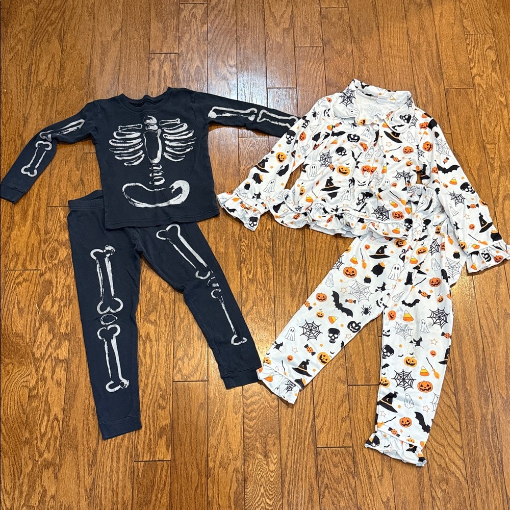 Skeleton and Halloween Print Kids Pajama Set